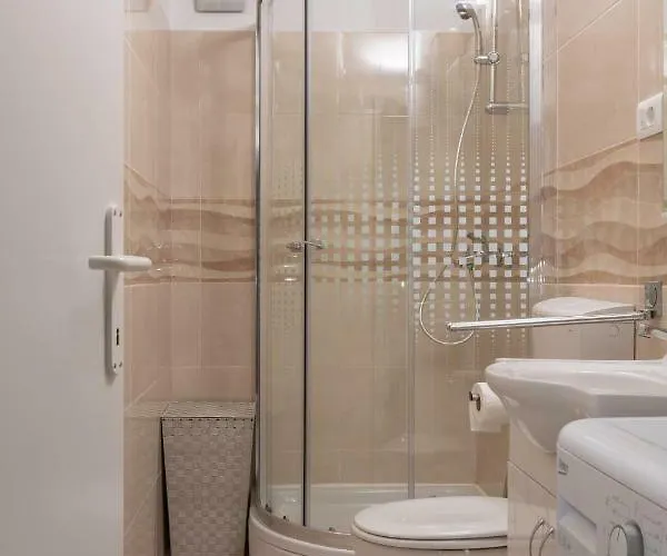 Cakic Apartment Split