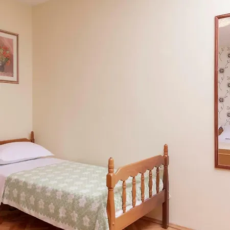 Cakic Apartment *