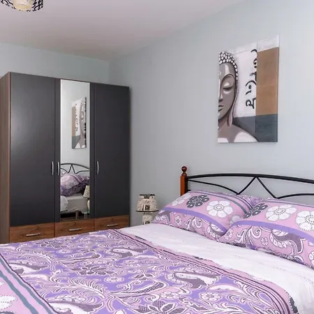 Cakic Apartment